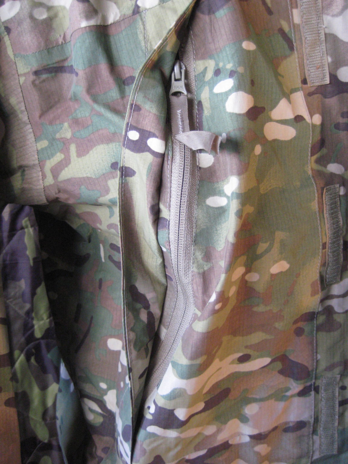 Original US Army OCP Extrem Cold Weather Goretex GEN III Jacke BW