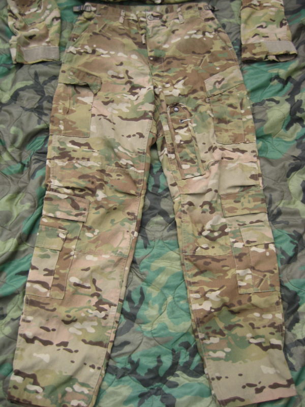 Original US Airforce Aircrew OCP multicam Set - Feldbluse & Feldhose - Größe Large / Regular – Bild 3