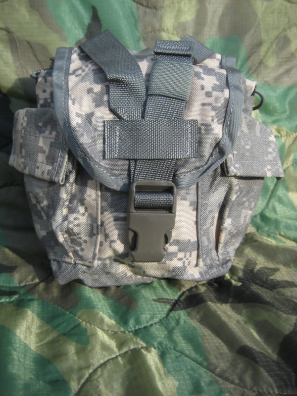 Original US Army Canteen Pouch Molle II in Digital