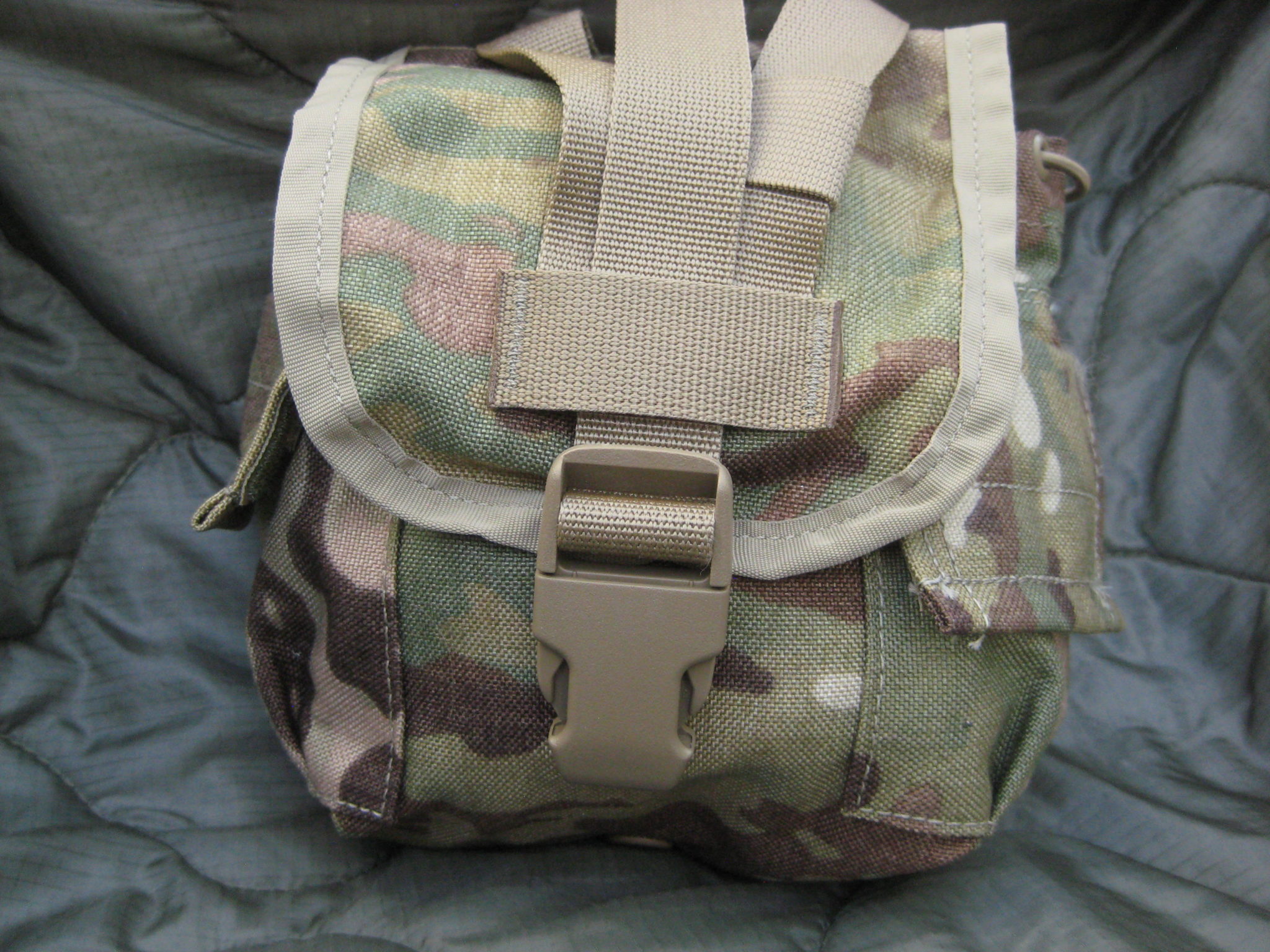 Original US Army Canteen Pouch Molle II in Multicam BW & ARMY Shop