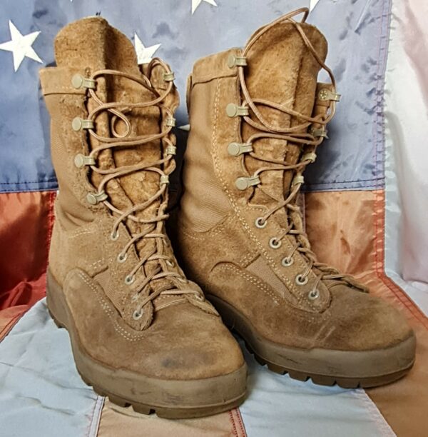 Original US Army Stiefel / Boots (Flight & Combat Vehicle Crewman) Gr. 6.5W Goretex - coyote – Bild 3