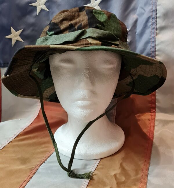 Original US Army Boonie / Dschungelhut / Tropenhut in Woodland – Bild 2