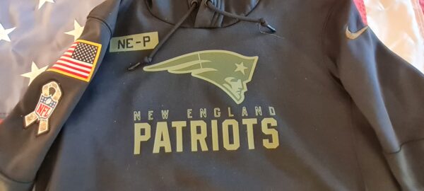 Original NFL New England Patriots Pullover / mit US Flagge – Bild 2
