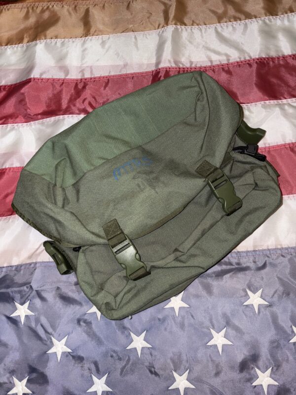 Original US Army Medical and Instrument Pouch / Tasche in oliv