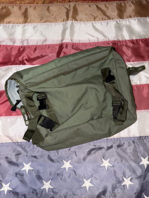 Original US Army Medical and Instrument Pouch / Tasche in oliv – Bild 2