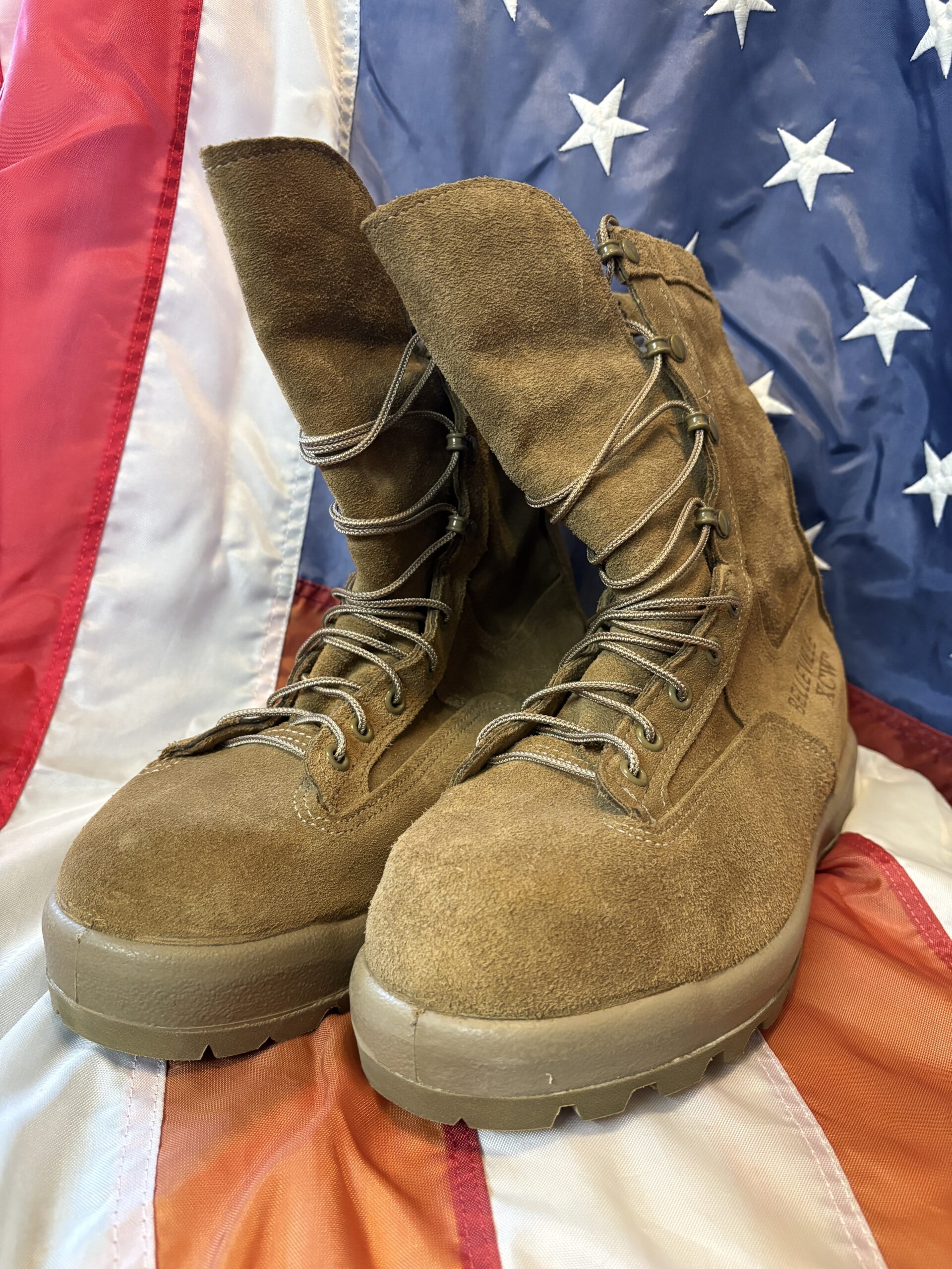 Original US Army Belleville Extreme Cold Weather C755 Boots / Stiefel - Gr. 8 W - Coyote